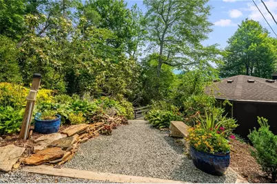 104 Bluminway Circle, Linville, NC 28646 - Photo 3