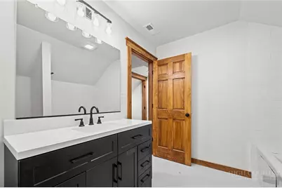 102 Snowplow Lane, Beech Mountain, NC 28604 - Photo 21