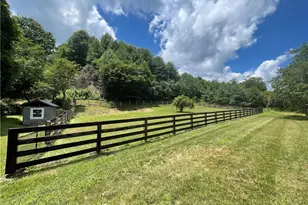 250 Mash Stuart Rd, West Jefferson, NC 28694 - Photo 13