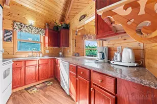 796 River Country Rd, Piney Creek, NC 28663 - Photo 29