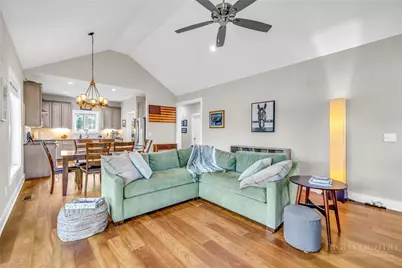 806 Hillcrest Avenue, West Jefferson, NC 28694 - Photo 15