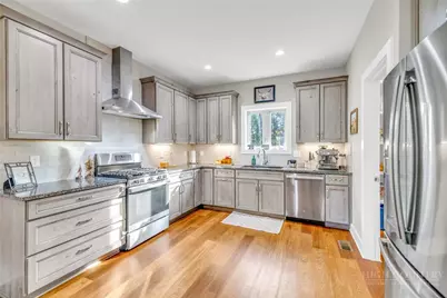 806 Hillcrest Avenue, West Jefferson, NC 28694 - Photo 23