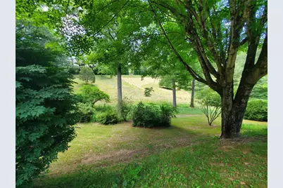 886 Hanging Rock Road, Spruce Pine, NC 28777 - Photo 15