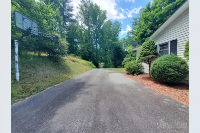 886 Hanging Rock Road, Spruce Pine, NC 28777 - Photo 13