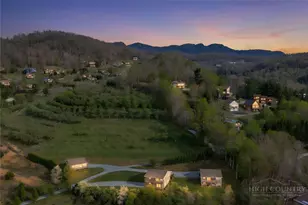 164 Apple Blossom Ln, Banner Elk, NC 28604 - Photo 3