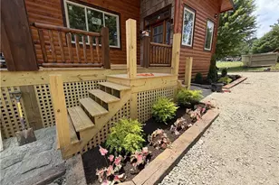 16 Bear Lodge Dr, Sparta, NC 28675 - Photo 3