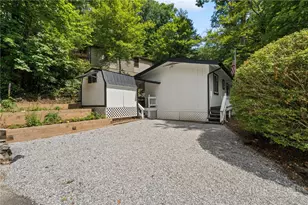 141 River Hollow Rd, Newland, NC 28657 - Photo 35