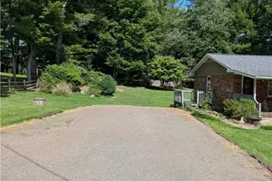95 Glade Creek Rd, Sparta, NC 28675 - Photo 3