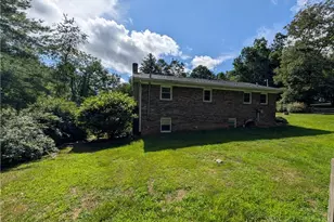 95 Glade Creek Rd, Sparta, NC 28675 - Photo 15