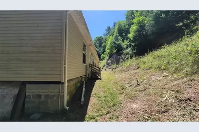 737 Lower Crab Orchard Road, Banner Elk, NC 28604 - Photo 11