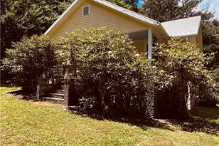 6835 Nc 183 Hwy, Newland, NC 28657 - Photo 19