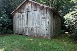 6835 Nc 183 Hwy, Newland, NC 28657 - Photo 39