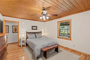 374 Tinys Mountain Dr, Deep Gap, NC 28618 - Photo 25