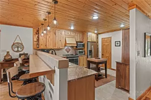 374 Tinys Mountain Dr, Deep Gap, NC 28618 - Photo 13