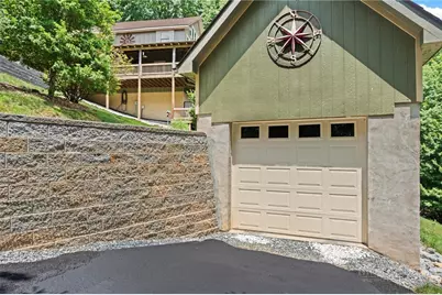 374 Tinys Mountain Drive, Deep Gap, NC 28618 - Photo 39