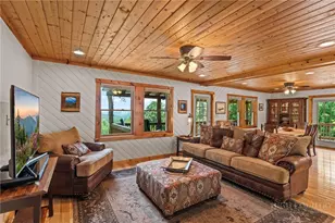 374 Tinys Mountain Dr, Deep Gap, NC 28618 - Photo 9