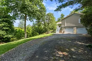 9081 Pittmans Gap Rd, Newland, NC 28657 - Photo 41