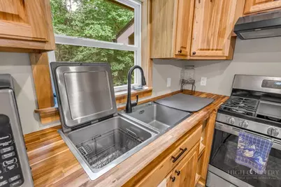166 Charlie Hicks, Banner Elk, NC 28604 - Photo 19