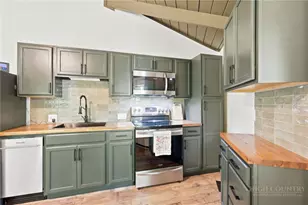 109 Cricket Way, Beech Mountain, NC 28604 - Photo 17