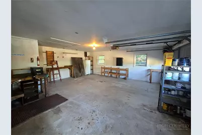 159 Hubert Street, Newland, NC 28657 - Photo 23