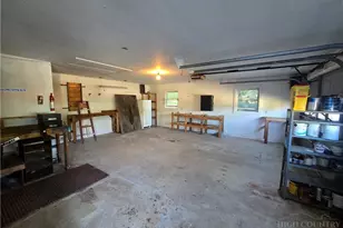 159 Hubert St, Newland, NC 28657 - Photo 23
