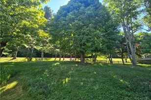 159 Hubert St, Newland, NC 28657 - Photo 35