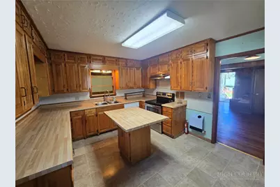 159 Hubert Street, Newland, NC 28657 - Photo 11