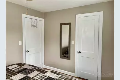 200 S Church Avenue, West Jefferson, NC 28694 - Photo 17