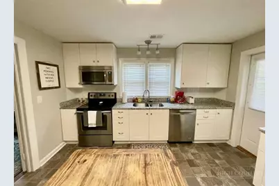 200 S Church Avenue, West Jefferson, NC 28694 - Photo 5