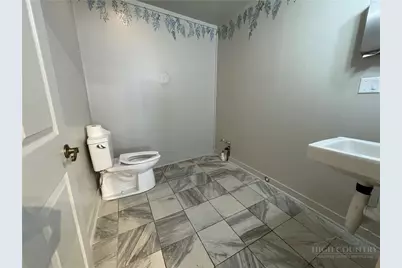 15 E 2nd Street, West Jefferson, NC 28694 - Photo 9