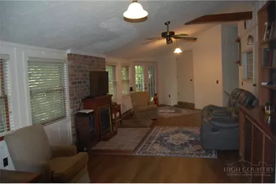 96 Hickory Lane, Newland, NC 28657 - Photo 5