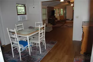 96 Hickory Ln, Newland, NC 28657 - Photo 7