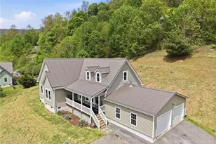 384 Clear Branch Dr, West Jefferson, NC 28694 - Photo 3