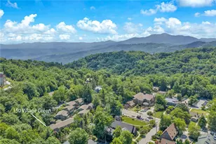 150 Village Grn, Blowing Rock, NC 28605 - Photo 17