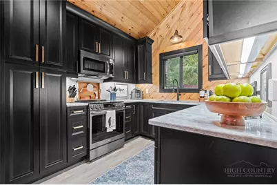 102 Spring Branch Road #A, Beech Mountain, NC 28604 - Photo 13