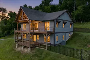 726 Silver Springs Dr, Banner Elk, NC 28604 - Photo 1