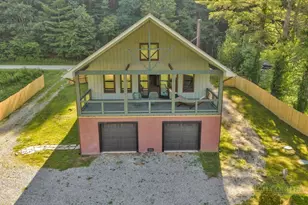 790 Howard Edmisten Rd, Sugar Grove, NC 28679 - Photo 5