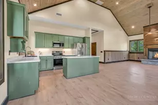 790 Howard Edmisten Rd, Sugar Grove, NC 28679 - Photo 13