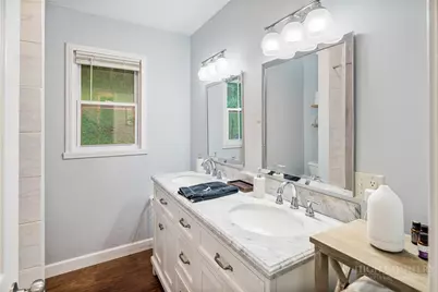 300 South Avenue, West Jefferson, NC 28694 - Photo 19