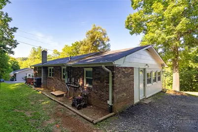 300 South Avenue, West Jefferson, NC 28694 - Photo 27