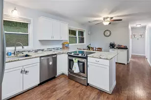 300 South Ave, West Jefferson, NC 28694 - Photo 7