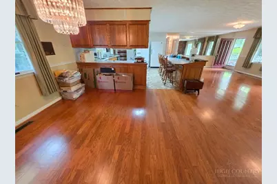 13025 Nc Hwy 18 N, Ennice, NC 28623 - Photo 9