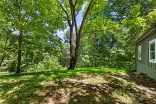 5269 Flat Springs Rd, Elk Park, NC 28622 - Photo 27