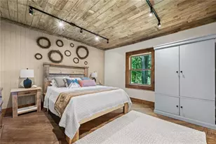5269 Flat Springs Rd, Elk Park, NC 28622 - Photo 15
