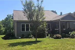 170 W Town Wy, West Jefferson, NC 28694 - Photo 21