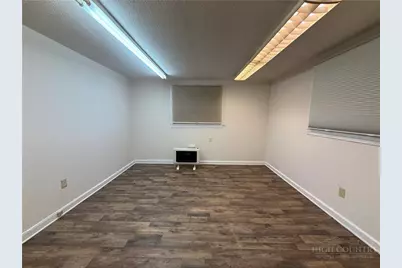 519 E Main St, Jefferson, NC 28640 - Photo 5