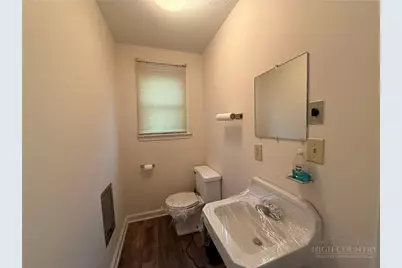519 E Main St, Jefferson, NC 28640 - Photo 3