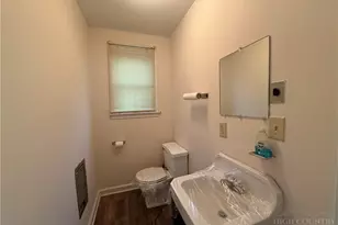 519 E Main St, Jefferson, NC 28640 - Photo 3