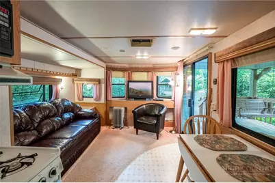 437 Windridge Road, Newland, NC 28657 - Photo 3