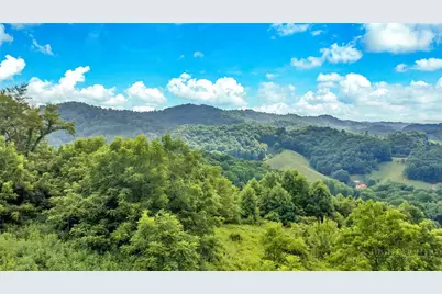 2780 Big Piney Creek Road, Lansing, NC 28643 - Photo 15